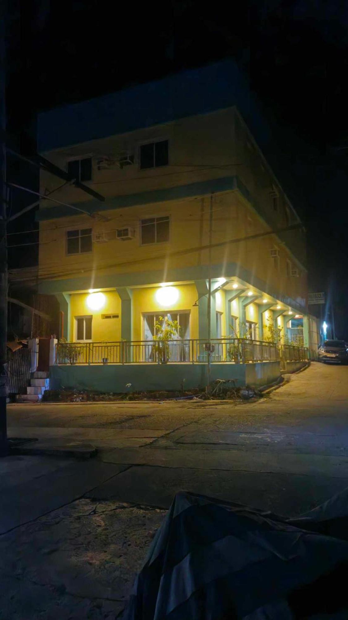 Drossgold Pension House Tubigon Екстер'єр фото