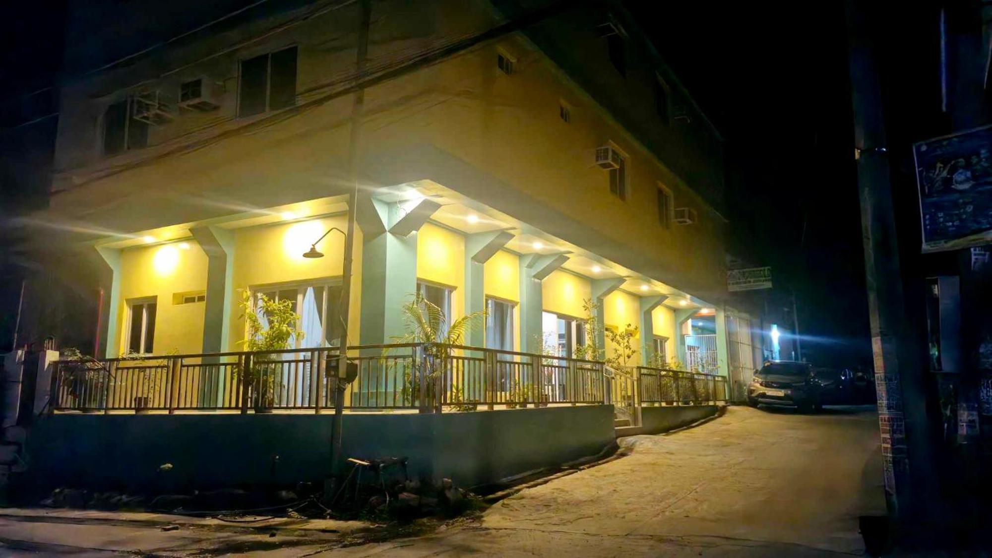 Drossgold Pension House Tubigon Екстер'єр фото