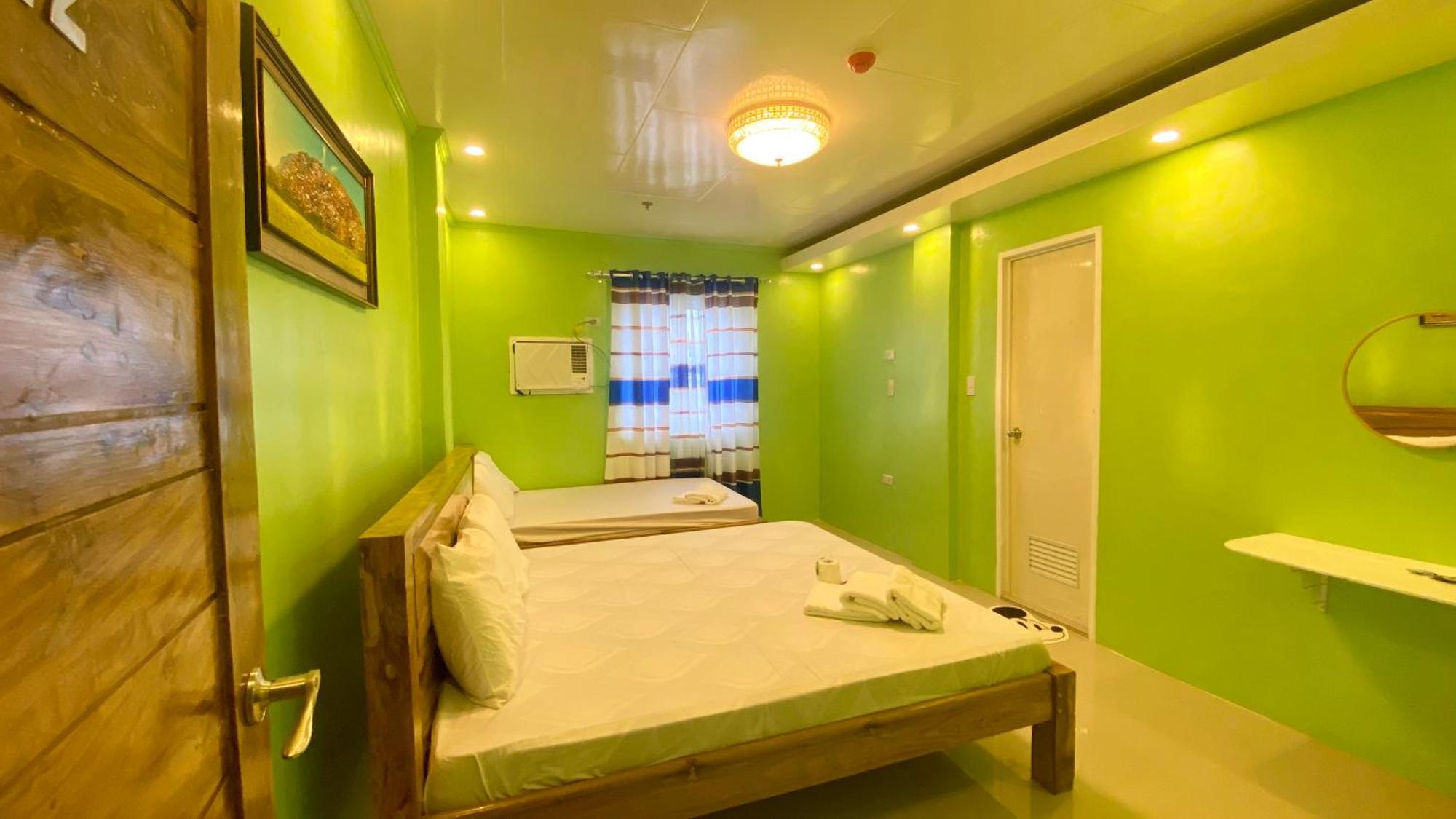 Drossgold Pension House Tubigon Номер фото