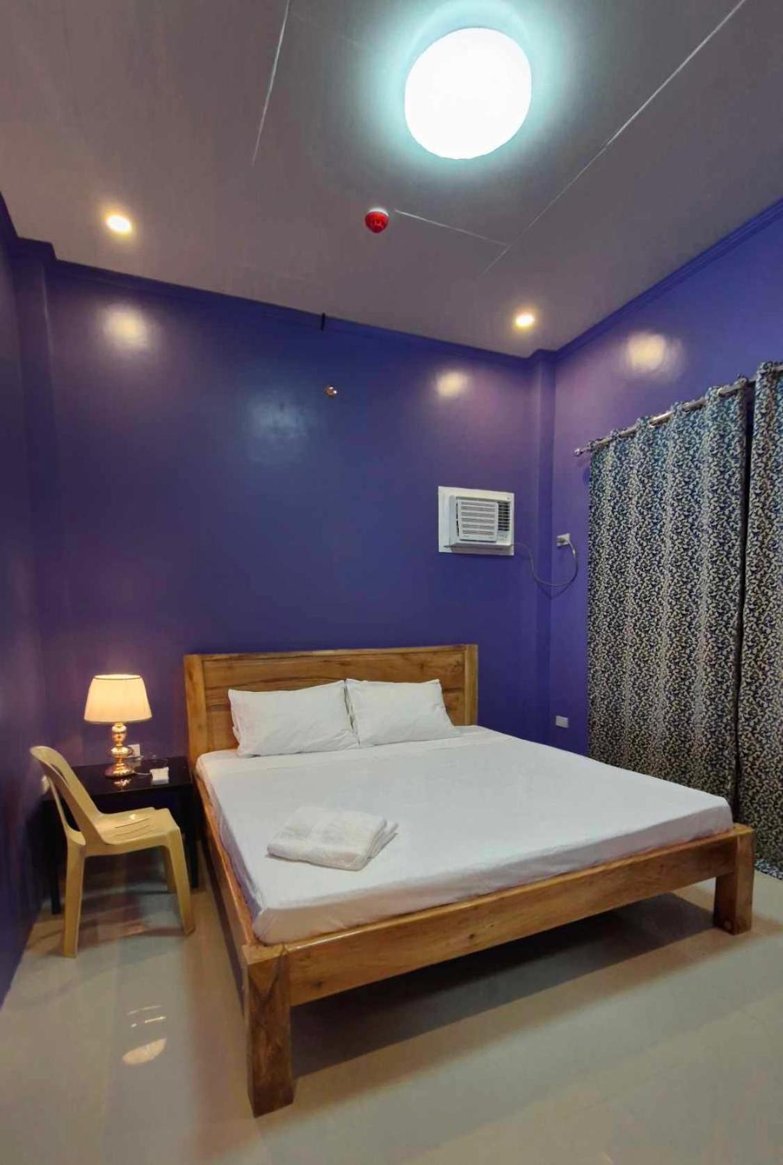 Drossgold Pension House Tubigon Екстер'єр фото